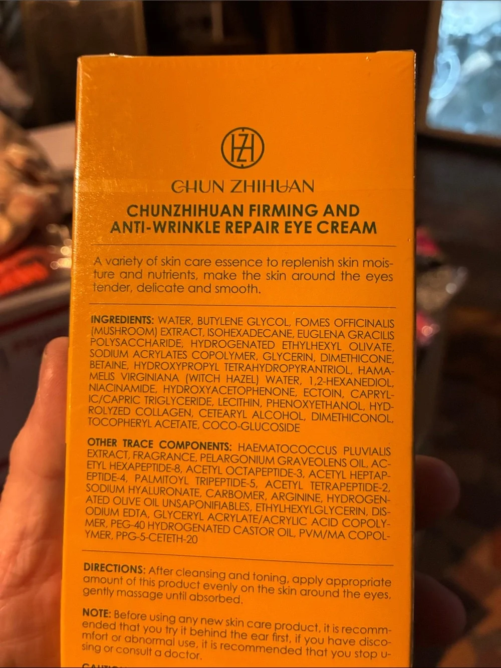 Chunzhihuan Firming Eye Cream -